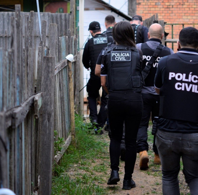 Operação prende grupo suspeito de participar de dois assassinatos em boate em Porto Alegre