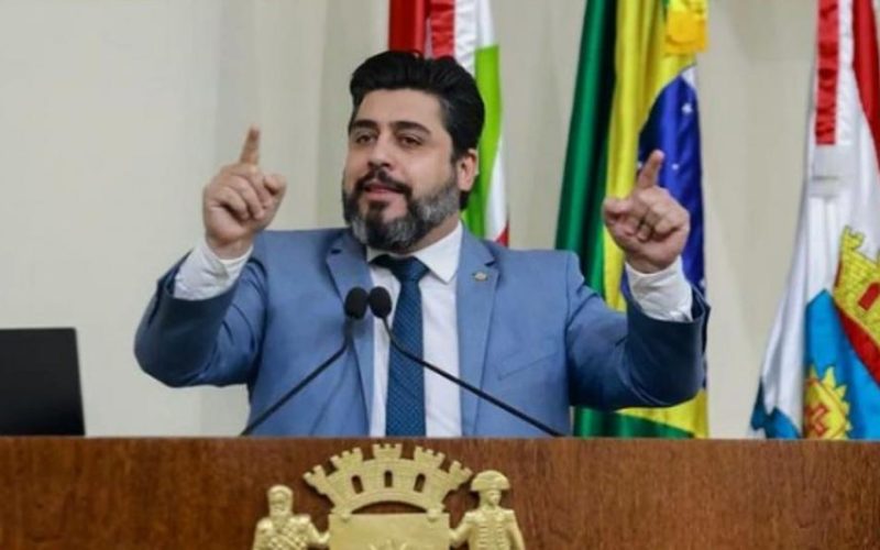 Reviravolta Política: Vereador Maikon Costa Tem Mandato Cassado em Florianópolis
