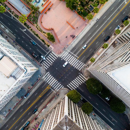 O Futuro das Infraestruturas no Brasil: Desafios e Oportunidades para o Desenvolvimento Sustentável