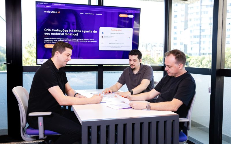 Startup de Curitiba lança plataforma que revoluciona a forma como instituições de ensino superior constroem avaliações e já está presente em todo o território nacional