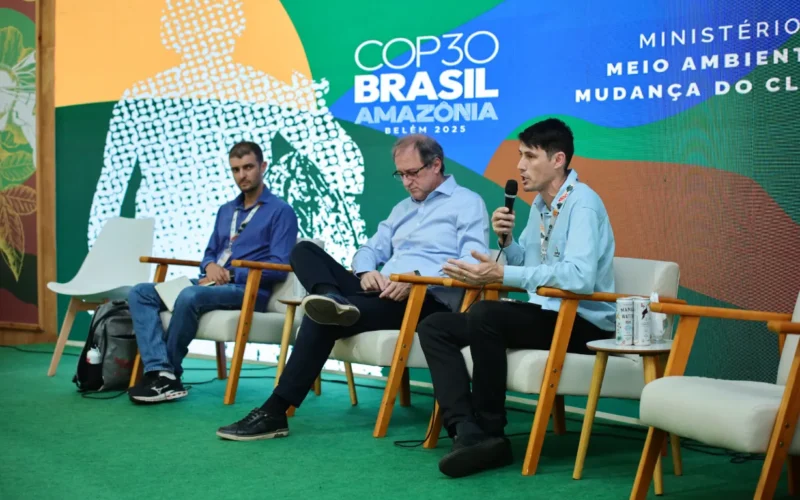 Itaipu apresenta iniciativas para fortalecer a agricultura familiar durante conferência da COP30.