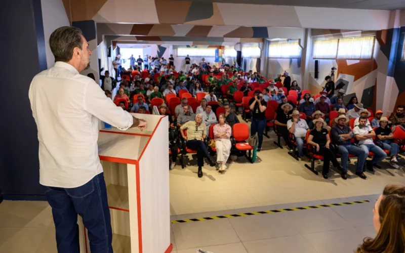 Itaipu discute parceria entre Mercosul e União Europeia no Show Rural e destaca prioridades na agricultura.
