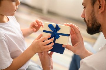 Pesquisas de preços ajudam a economizar em um Dia dos Pais com presentes mais caros